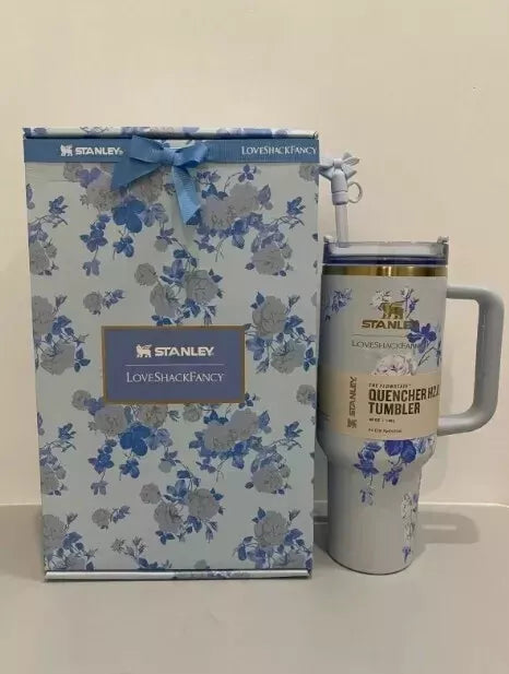 Stanley LoveShackFancy Quencher H2.O “FlowState” Tumbler (1.18 L) Everblooming Rosettes