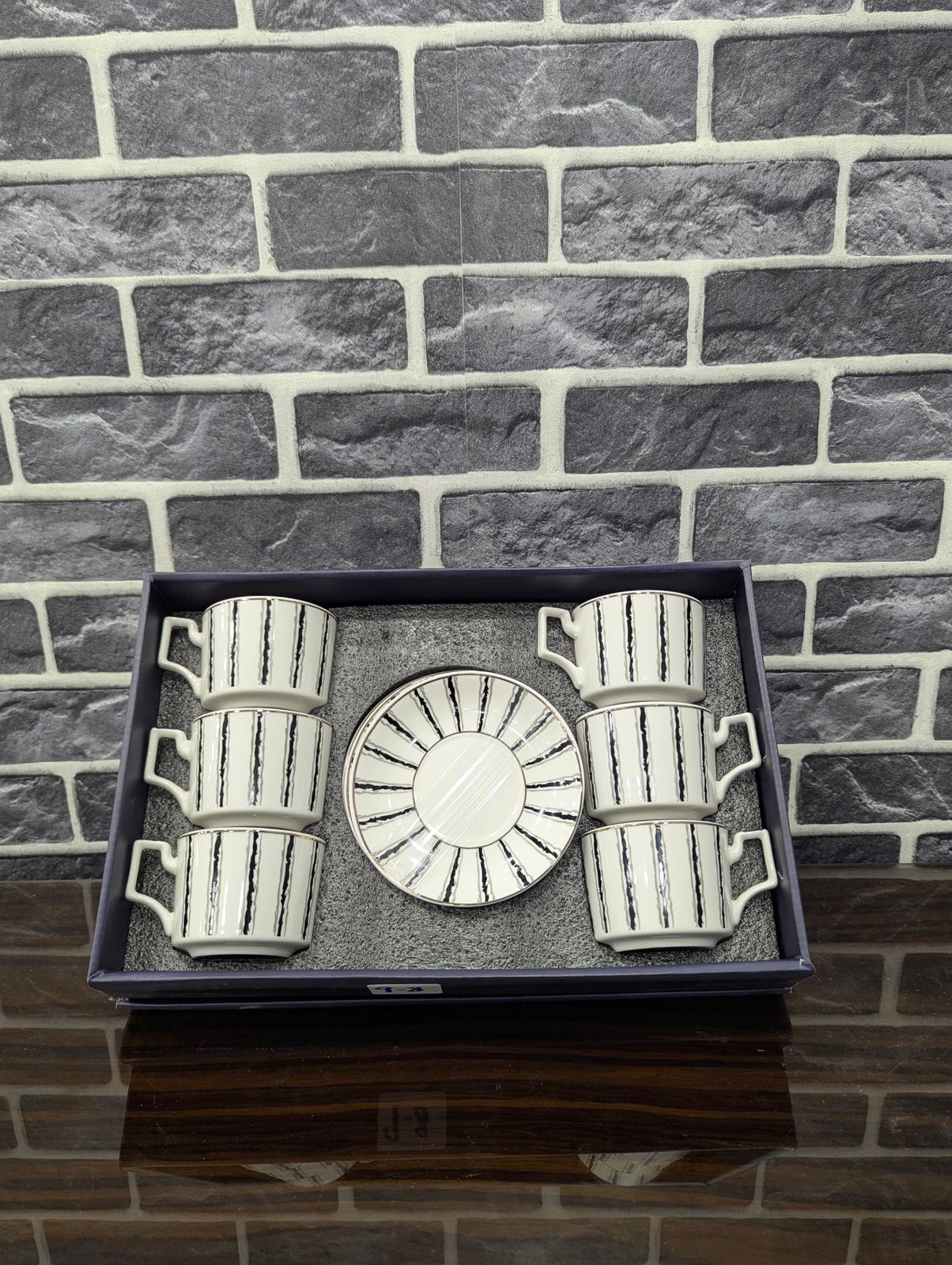 Tea Cup & Saucer Set 12 piece