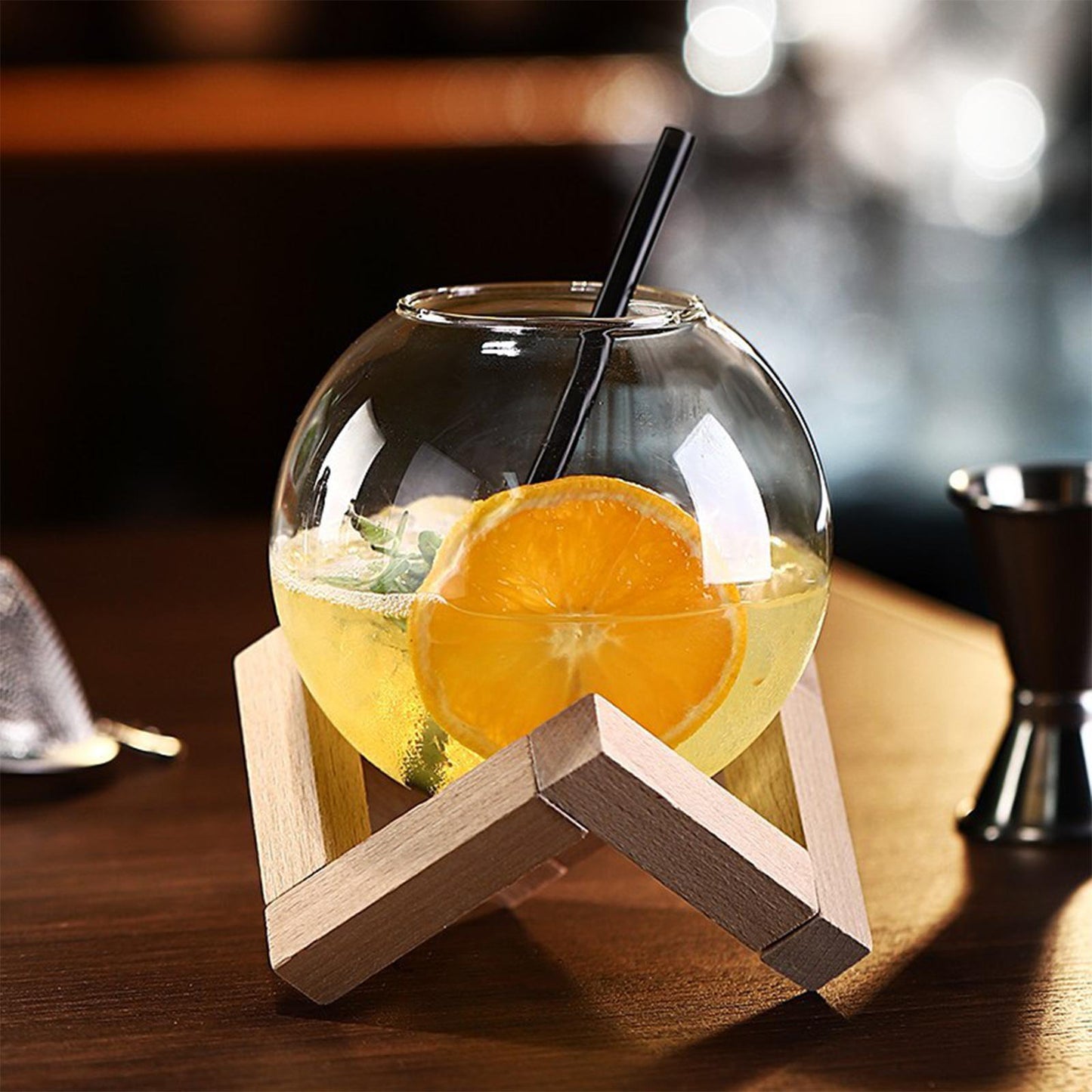 Spherical Cocktail Glass With Wooden Stand | 370ml