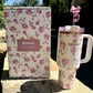 Stanley LoveShackFancy Quencher H2.O “FlowState” Tumbler (1.18 L) Ribbon Rosa